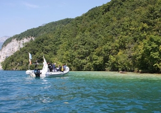  Ir al lugar de buceo 